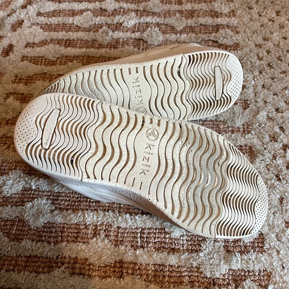 Kizik Vegas Walking Shoe - Picture 5 of 9